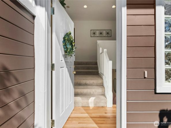23621 7th Avenue W, Bothell WA 98021