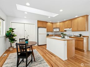 23621 7th Avenue W, Bothell WA 98021