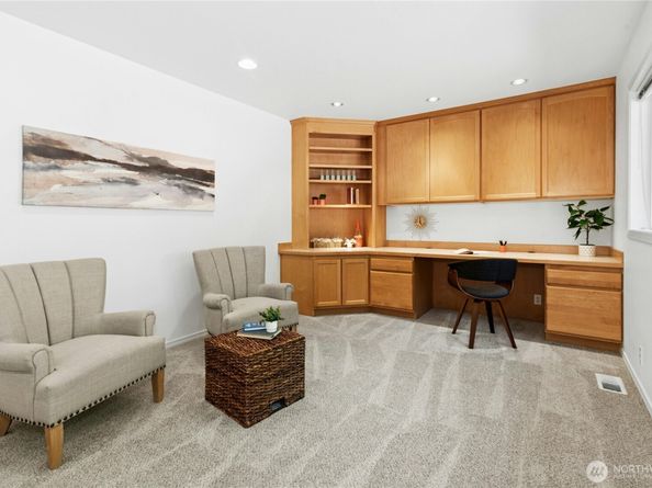 23621 7th Avenue W, Bothell WA 98021