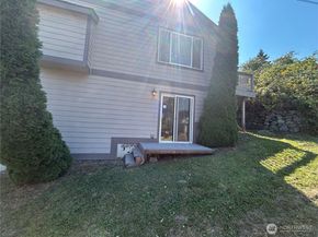 10835 24th Avenue S, Burien WA 98168