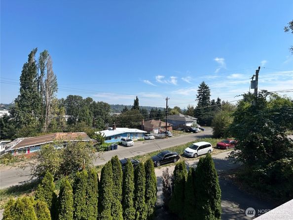 10835 24th Avenue S, Burien WA 98168