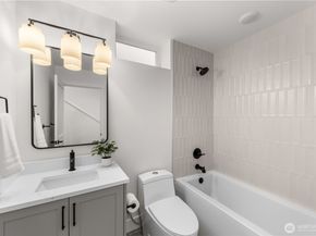 1627 B 21st Avenue, Seattle WA 98122