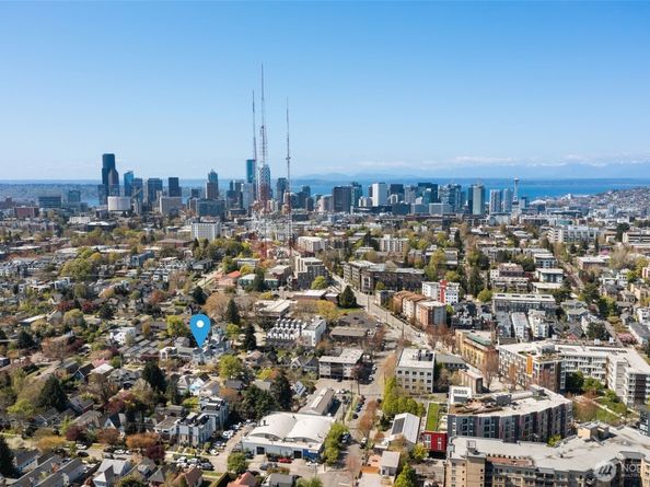 1627 B 21st Avenue, Seattle WA 98122