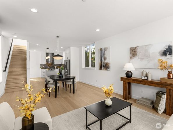 1627 B 21st Avenue, Seattle WA 98122