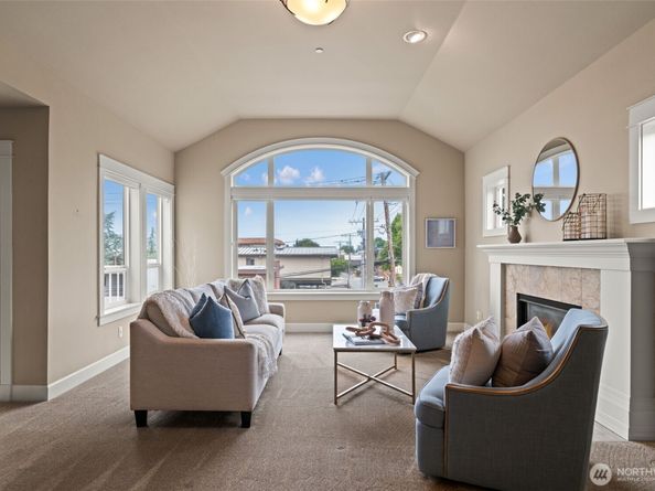 400 Walnut Street 301, Edmonds WA 98020