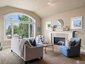 400 Walnut Street 301, Edmonds WA 98020