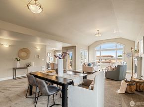400 Walnut Street 301, Edmonds WA 98020