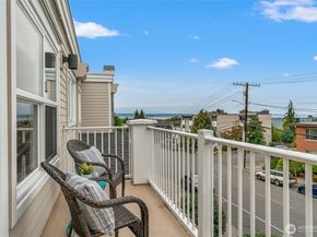 400 Walnut Street 301, Edmonds WA 98020