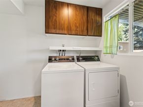 2402 SE 21st Street, Renton WA 98055
