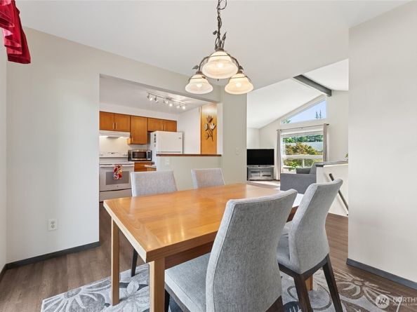 2402 SE 21st Street, Renton WA 98055