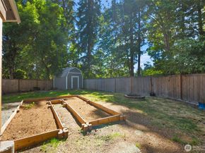20101 95th Place NE, Bothell WA 98011
