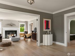 2400 E Louisa Street, Seattle WA 98112