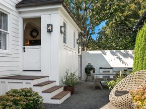 2400 E Louisa Street, Seattle WA 98112