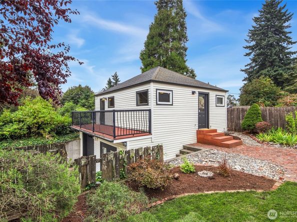 405 SW 139th Street, Burien WA 98166