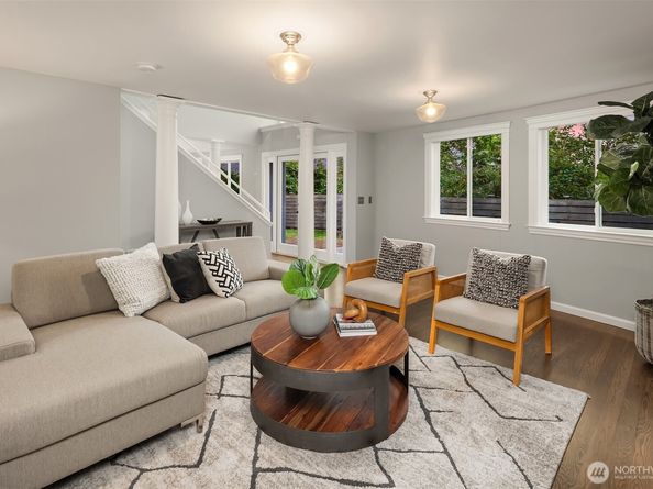 3638 49th Avenue NE, Seattle WA 98105