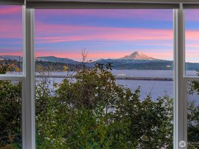3638 49th Avenue NE, Seattle WA 98105