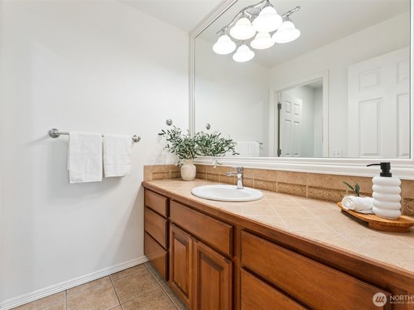 30395 120th Avenue SE, Auburn WA 98092