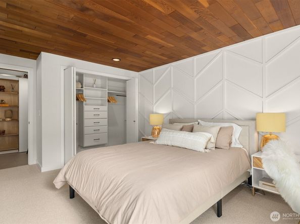 733 Lake Street S 101, Kirkland WA 98033