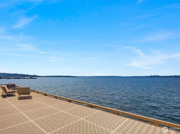 733 Lake Street S 101, Kirkland WA 98033