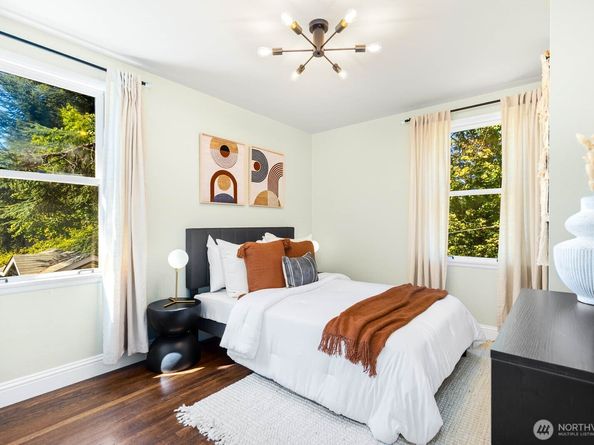 8257 Bagley Avenue N, Seattle WA 98103
