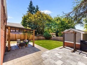 8257 Bagley Avenue N, Seattle WA 98103