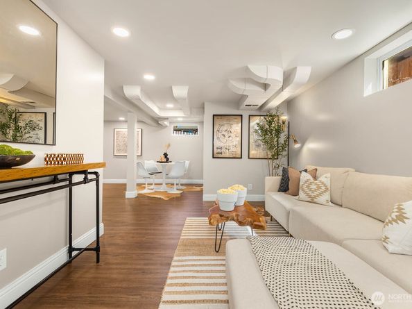 8257 Bagley Avenue N, Seattle WA 98103