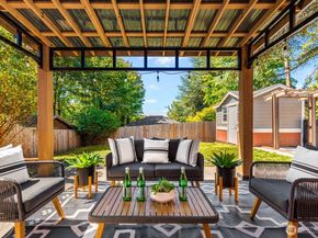 8257 Bagley Avenue N, Seattle WA 98103