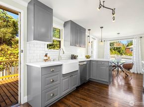 8257 Bagley Avenue N, Seattle WA 98103