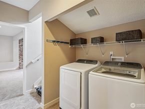 21815 121st Place SE, Kent WA 98031