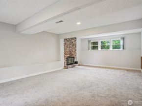 21815 121st Place SE, Kent WA 98031