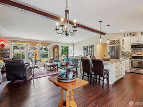 21815 121st Place SE, Kent WA 98031