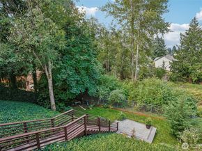 21815 121st Place SE, Kent WA 98031
