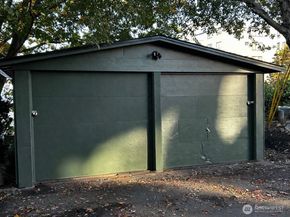 2241 Fairview Avenue E B, Seattle WA 98102