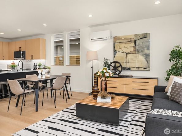 1459 22nd Avenue, Seattle WA 98122