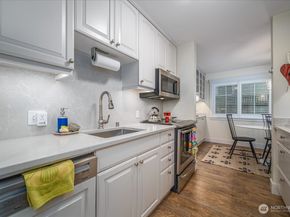 1616 41st Avenue E 101, Seattle WA 98112