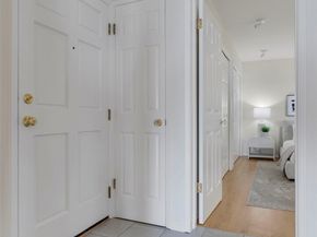 1156 Alki Avenue SW 105, Seattle WA 98116