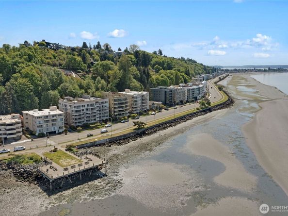 1156 Alki Avenue SW 105, Seattle WA 98116