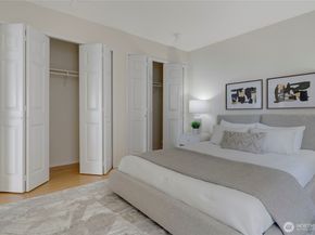 1156 Alki Avenue SW 105, Seattle WA 98116