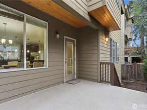 12325 NE 86th Way, Kirkland WA 98033