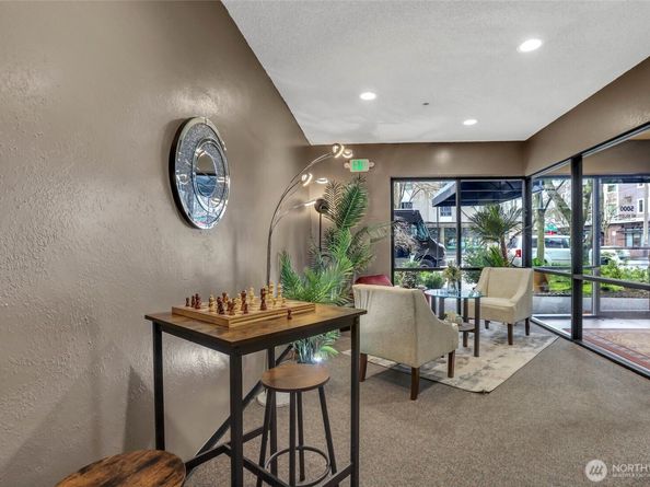 5000 California Avenue SW 406, Seattle WA 98136