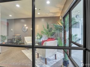 5000 California Avenue SW 406, Seattle WA 98136