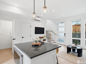 3112 W Raye Street, Seattle WA 98199