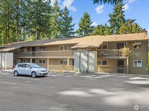22107 66th Avenue W 10D, Mountlake Terrace WA 98043