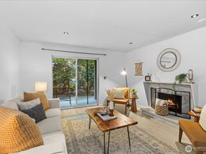 22107 66th Avenue W 10D, Mountlake Terrace WA 98043