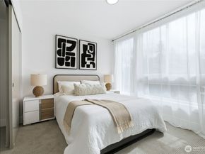 10712 SE 2nd Street, Bellevue WA 98004