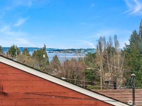 4625 48th Avenue S, Seattle WA 98118