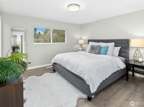 12563 SE 71st Street, Newcastle WA 98056