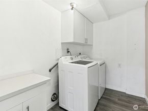 12563 SE 71st Street, Newcastle WA 98056