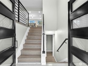 12563 SE 71st Street, Newcastle WA 98056