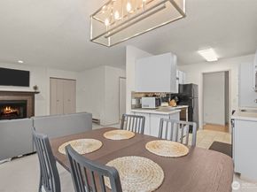 706 136th Place NE C2, Bellevue WA 98005